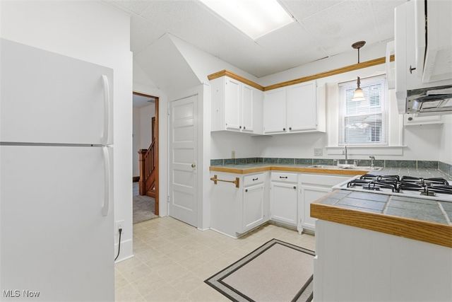 828 Fifth Street, Marietta, OH 45750