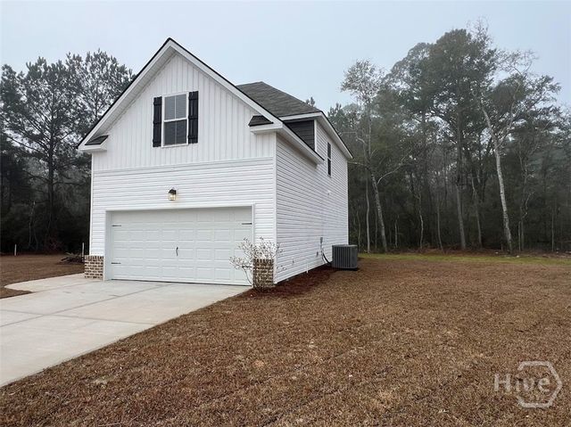 4 Oakmont Drive, Guyton, GA 31312