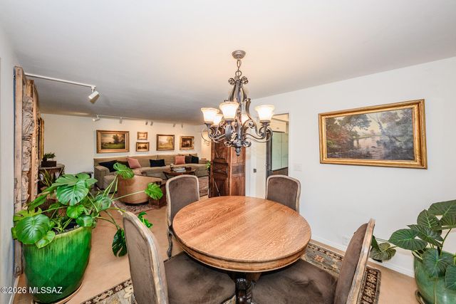 6315 N Calle Del Caballo, Tucson, AZ 85718