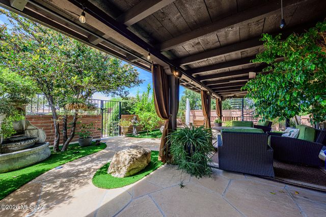 6315 N Calle Del Caballo, Tucson, AZ 85718