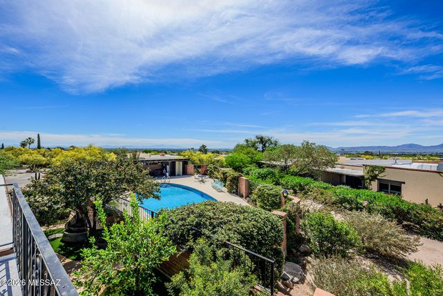 6315 N Calle Del Caballo, Tucson, AZ 85718