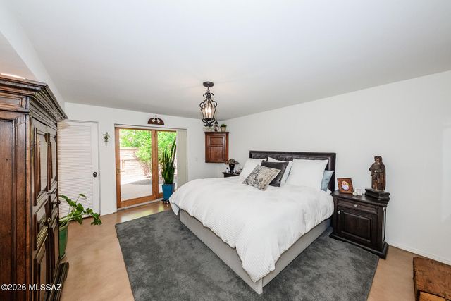 6315 N Calle Del Caballo, Tucson, AZ 85718