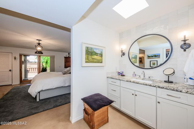 6315 N Calle Del Caballo, Tucson, AZ 85718