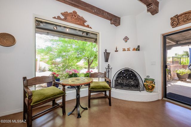 6315 N Calle Del Caballo, Tucson, AZ 85718