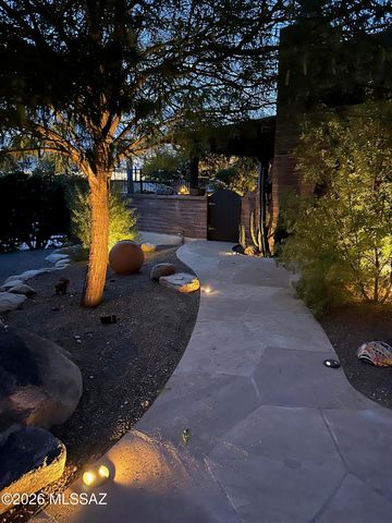 6315 N Calle Del Caballo, Tucson, AZ 85718