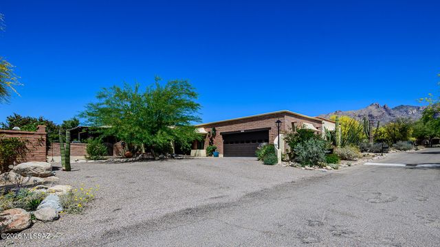 6315 N Calle Del Caballo, Tucson, AZ 85718