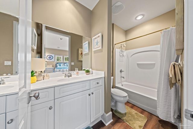 217 W Jackson St 12, Pensacola, FL 32501