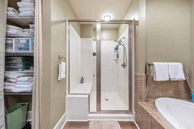 217 W Jackson St 12, Pensacola, FL 32501