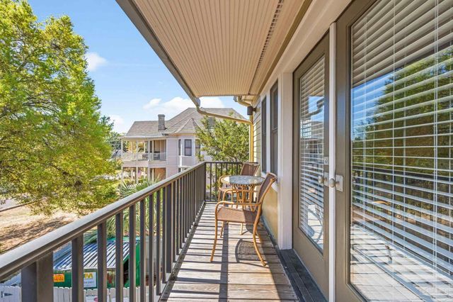 217 W Jackson St 12, Pensacola, FL 32501