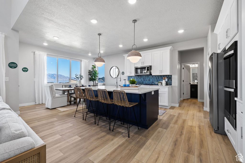 Image 41 of property listing at 3472 S KILLDEER DR, Saratoga Springs, UT 84045