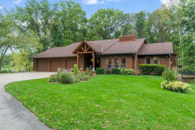 3853 90th Street E, Inver Grove Heights, MN 55076