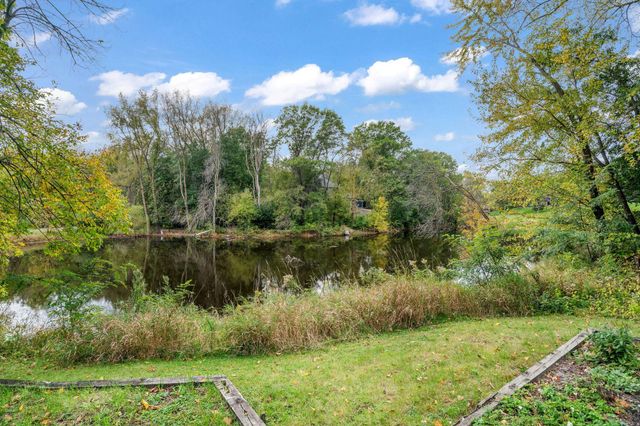 3853 90th Street E, Inver Grove Heights, MN 55076