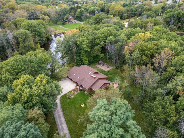 3853 90th Street E, Inver Grove Heights, MN 55076