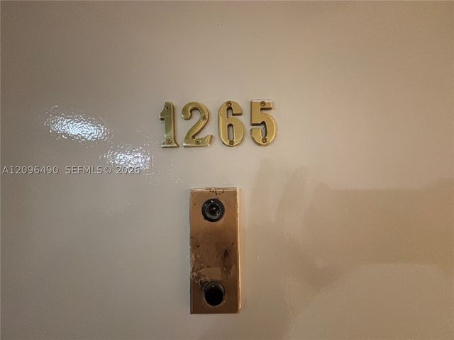 801 Brickell Bay Dr 1265, Miami, FL 33131