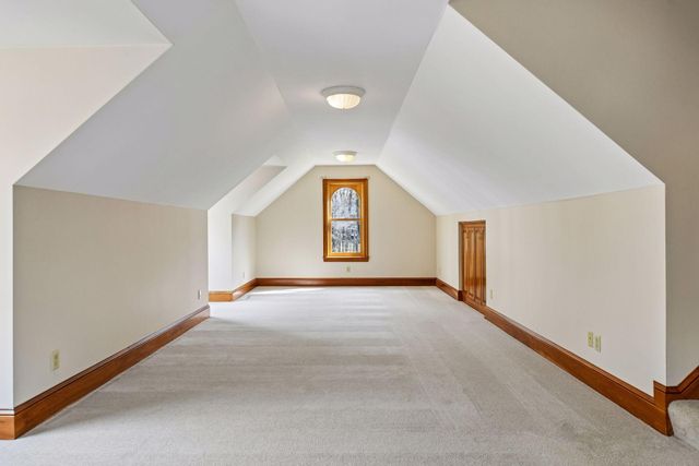 8662 Great Waters Alcove, Eden Prairie, MN 55347