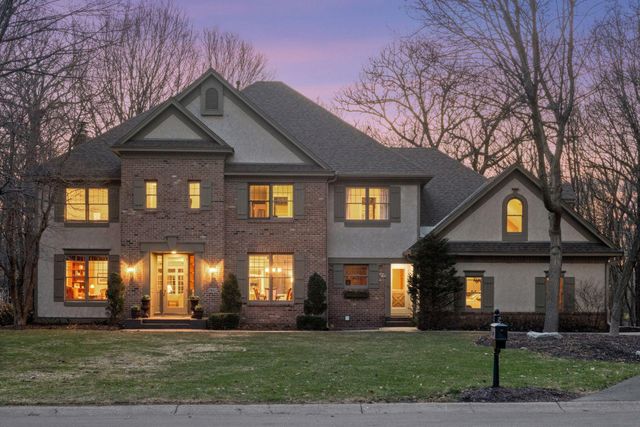 8662 Great Waters Alcove, Eden Prairie, MN 55347