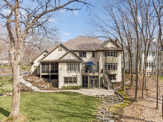 8662 Great Waters Alcove, Eden Prairie, MN 55347