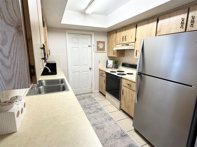 125 TYLER STREET, Lake Wales, FL 33859