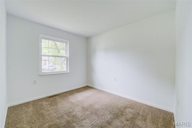 3215 Janton Lane, St Charles, MO 63301