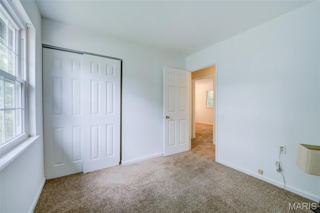 3215 Janton Lane, St Charles, MO 63301