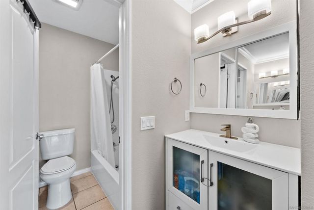 10603 Dabney 3, San Diego, CA 92126