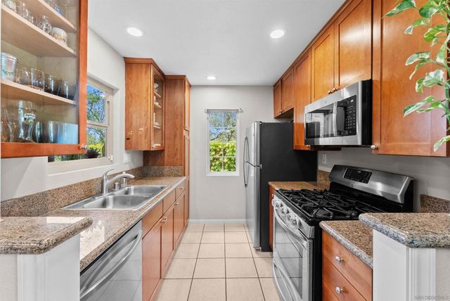 10603 Dabney 3, San Diego, CA 92126
