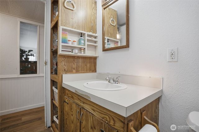 441 NE Schooner Loop, Belfair, WA 98528