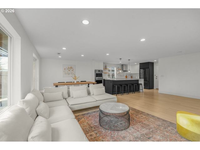 17007 Ne 22ND St, Vancouver, WA 98684