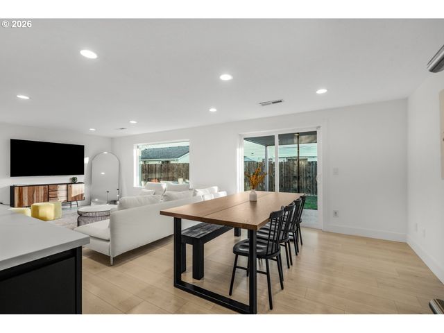 17007 Ne 22ND St, Vancouver, WA 98684