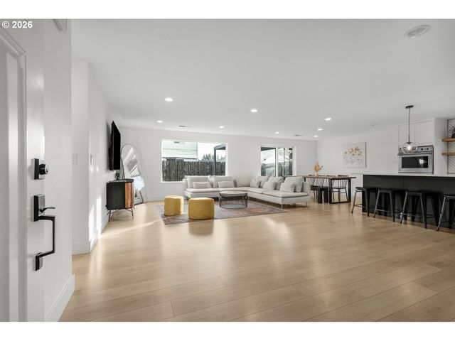 17007 Ne 22ND St, Vancouver, WA 98684