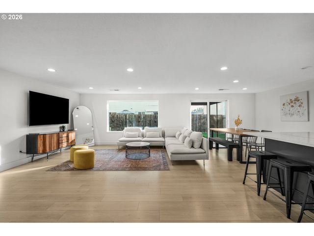 17007 Ne 22ND St, Vancouver, WA 98684