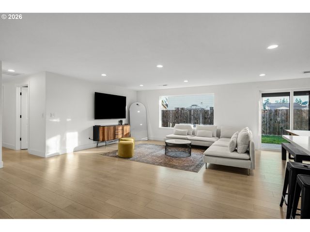 17007 Ne 22ND St, Vancouver, WA 98684