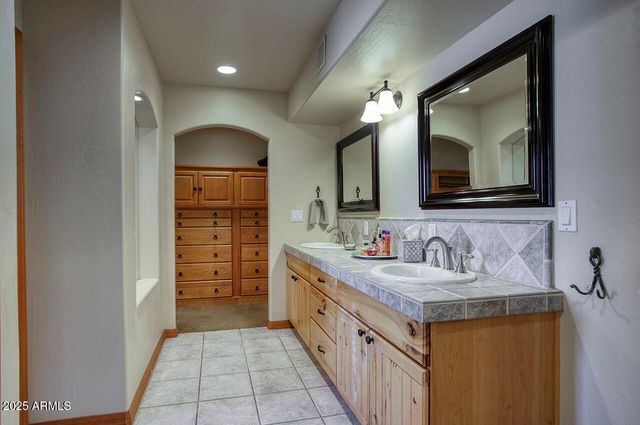 201 E CITATION Lane, Tempe, AZ 85284