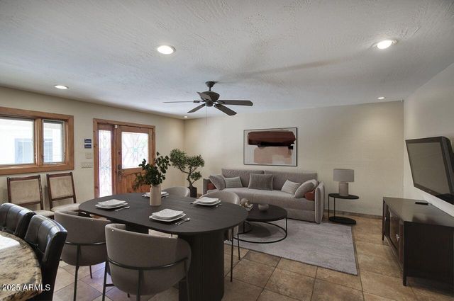 201 E CITATION Lane, Tempe, AZ 85284