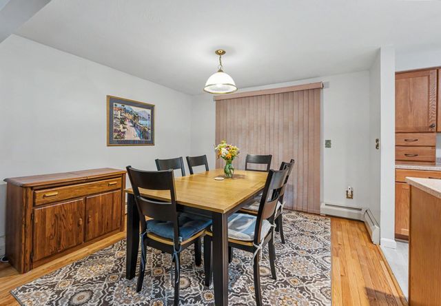14 Tomahawk Drive, Merrimack, NH 03054