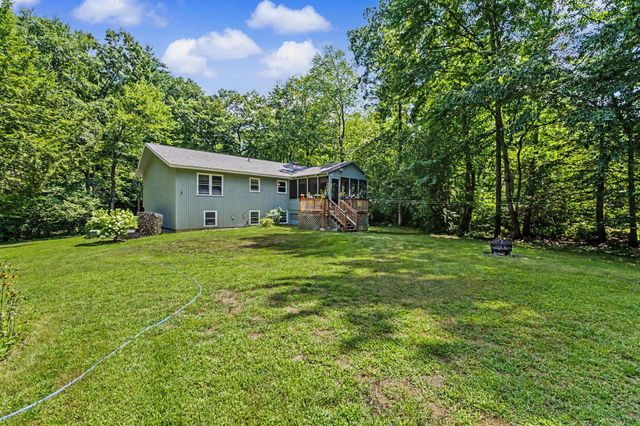 14 Tomahawk Drive, Merrimack, NH 03054