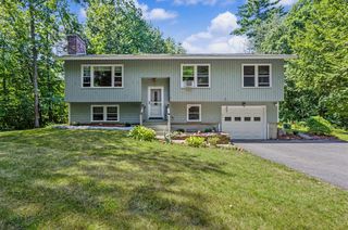 14 Tomahawk Drive, Merrimack, NH 03054