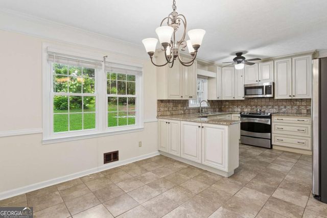 4165 Westview Street, Douglasville, GA 30135
