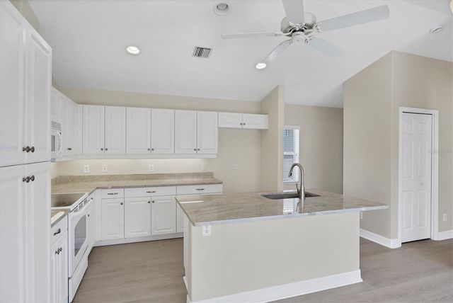 177 VALENCIA LAKES DRIVE, Venice, FL 34292