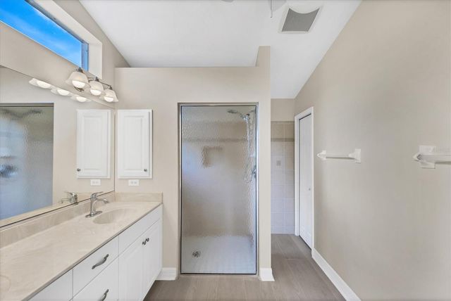 177 VALENCIA LAKES DRIVE, Venice, FL 34292