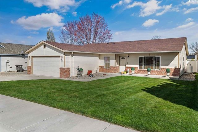 2302 W 20th Ave., Kennewick, WA 99337