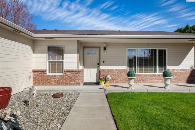 2302 W 20th Ave., Kennewick, WA 99337