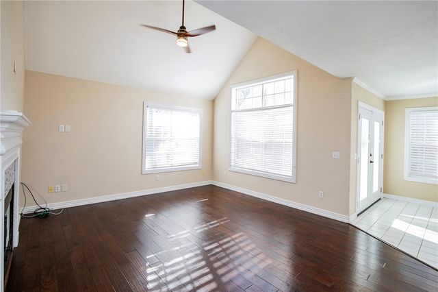 2 Oak Ridge Lane, Bentonville, AR 72712