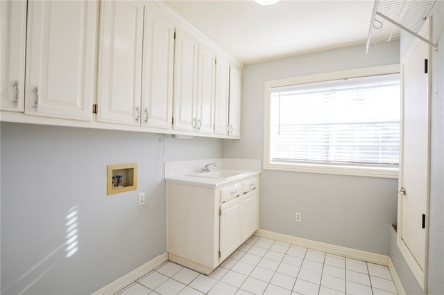 2 Oak Ridge Lane, Bentonville, AR 72712