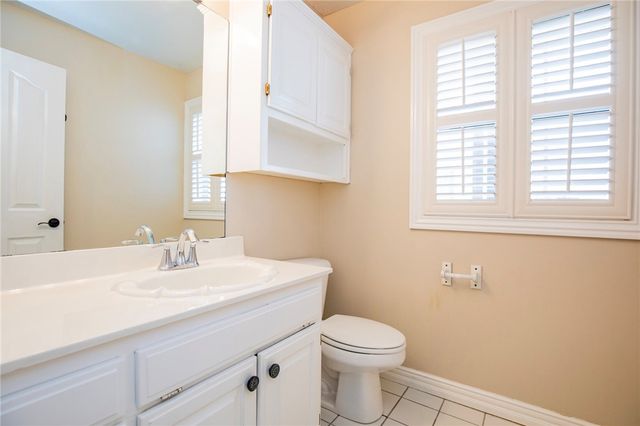 2 Oak Ridge Lane, Bentonville, AR 72712