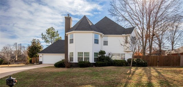 2 Oak Ridge Lane, Bentonville, AR 72712