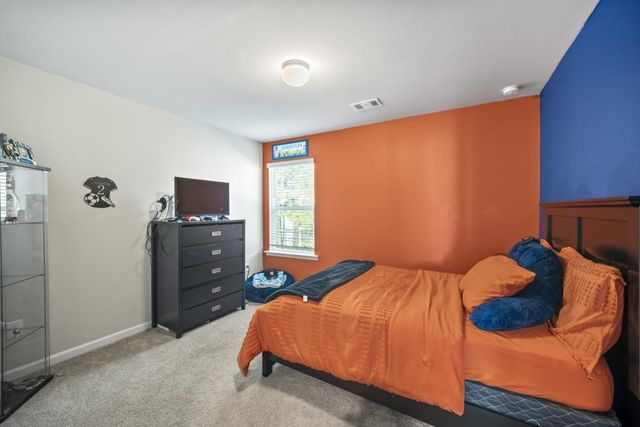 315 Pinewood Drive, Woodstock, GA 30189