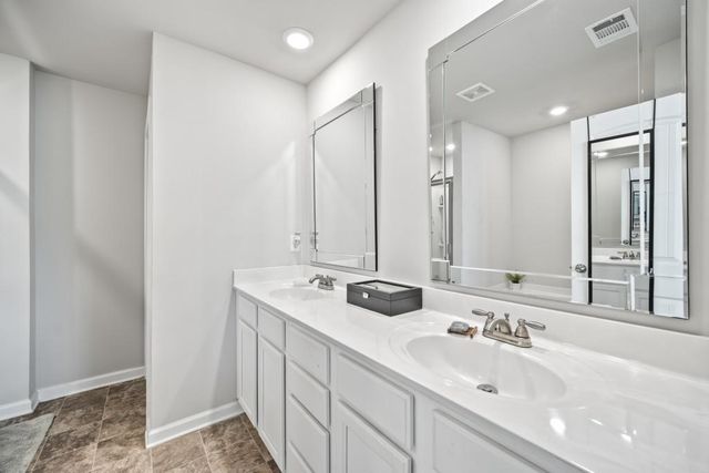 315 Pinewood Drive, Woodstock, GA 30189