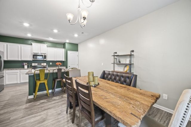 315 Pinewood Drive, Woodstock, GA 30189