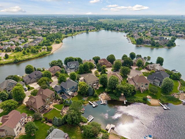 2960 122nd Court NE, Blaine, MN 55449
